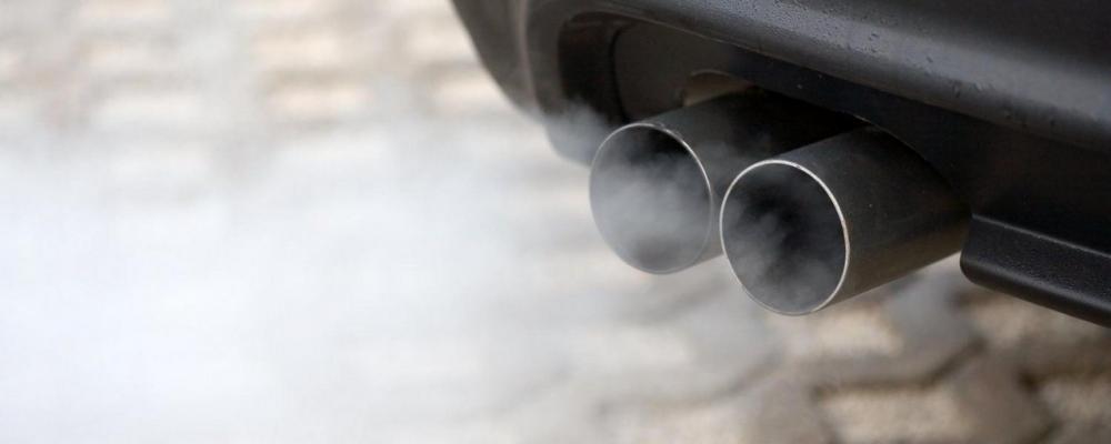 Clima, l’Olanda vieterà la vendita di auto a benzina e diesel, per poi bandirle del tutto nel 2035