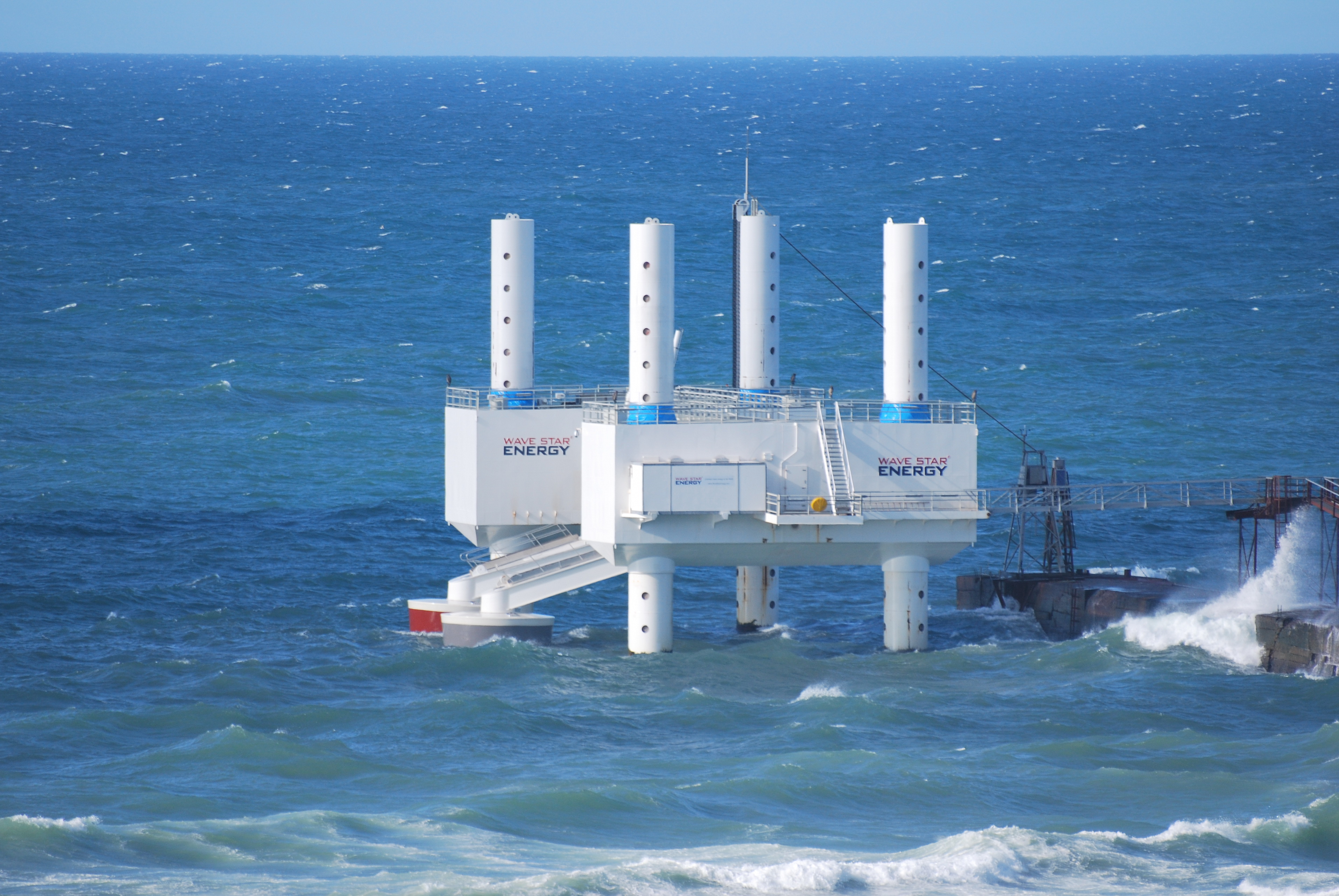 Dal moto ondoso all'elettricità: Ecco le piattaforme Wave Star